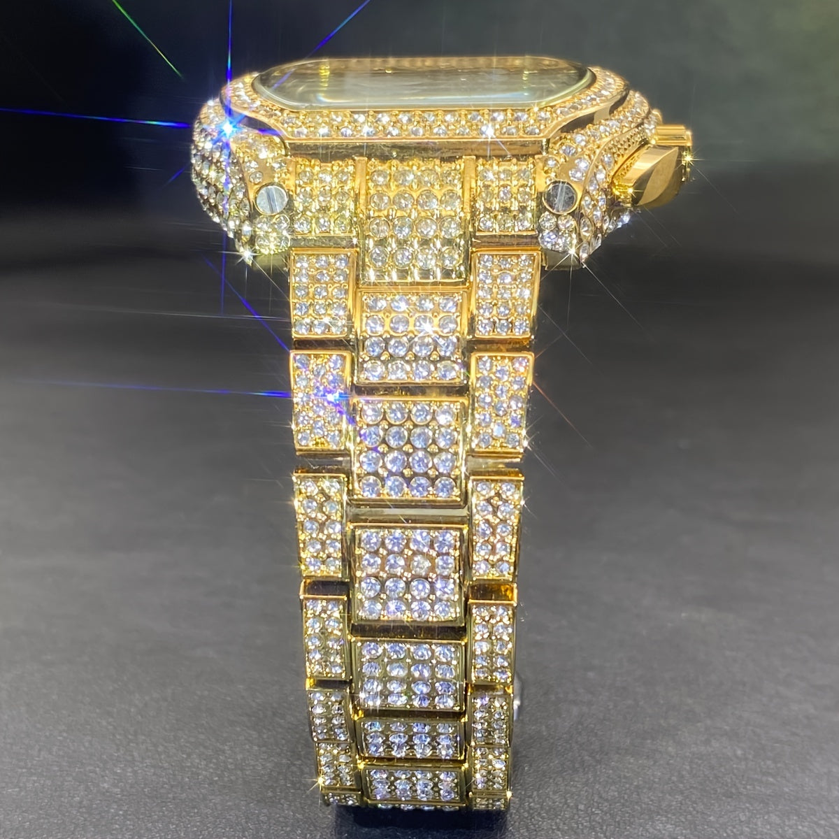 Imperial Timepiece – herrklocka med strass & festlig design
