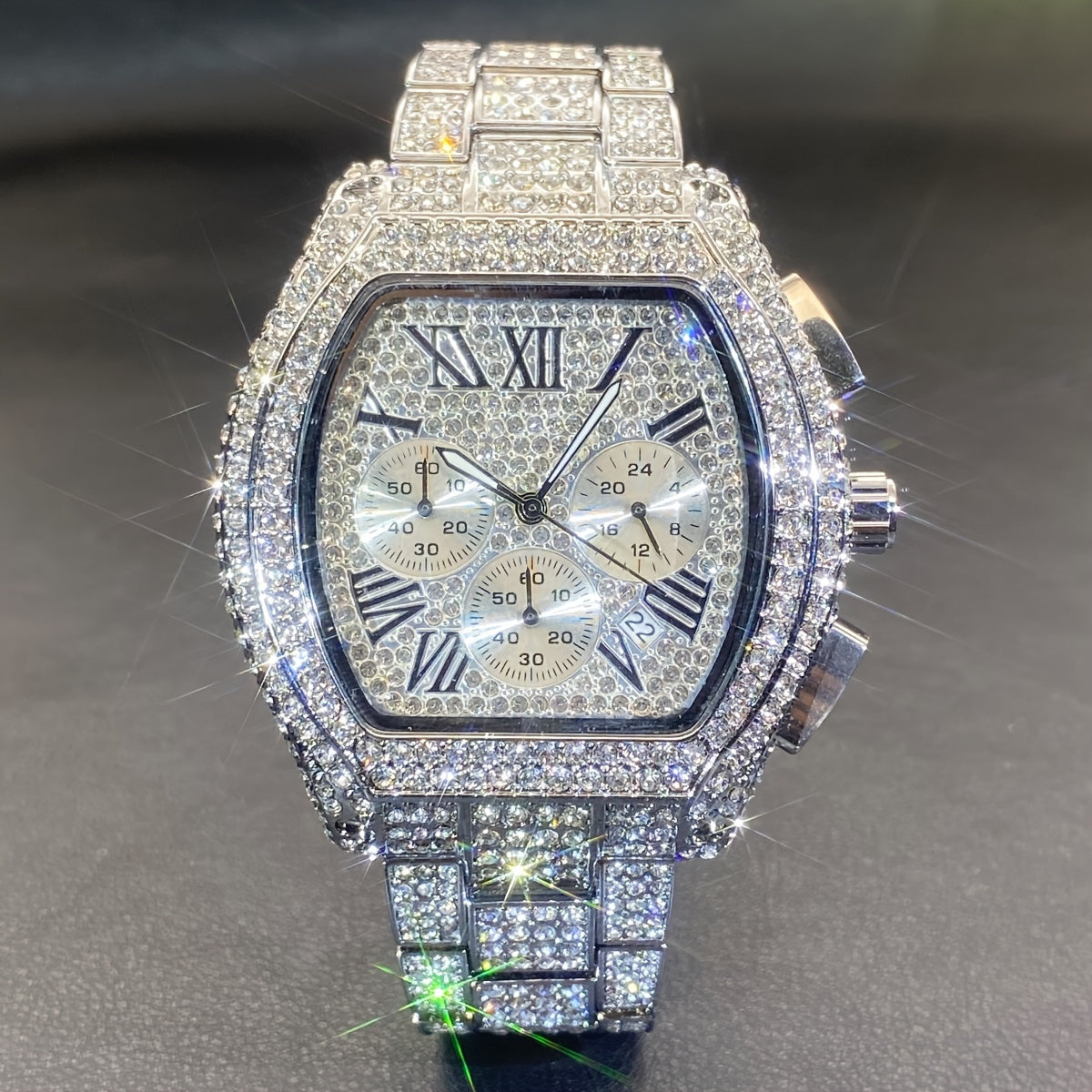 Imperial Timepiece – herrklocka med strass & festlig design