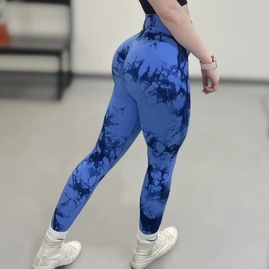 FärgFlex – Färgstarka träningstights med booty-effekt