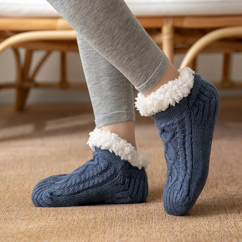 Vinterstrumpor i stickad fleece – halkfria dam-/herrsockor