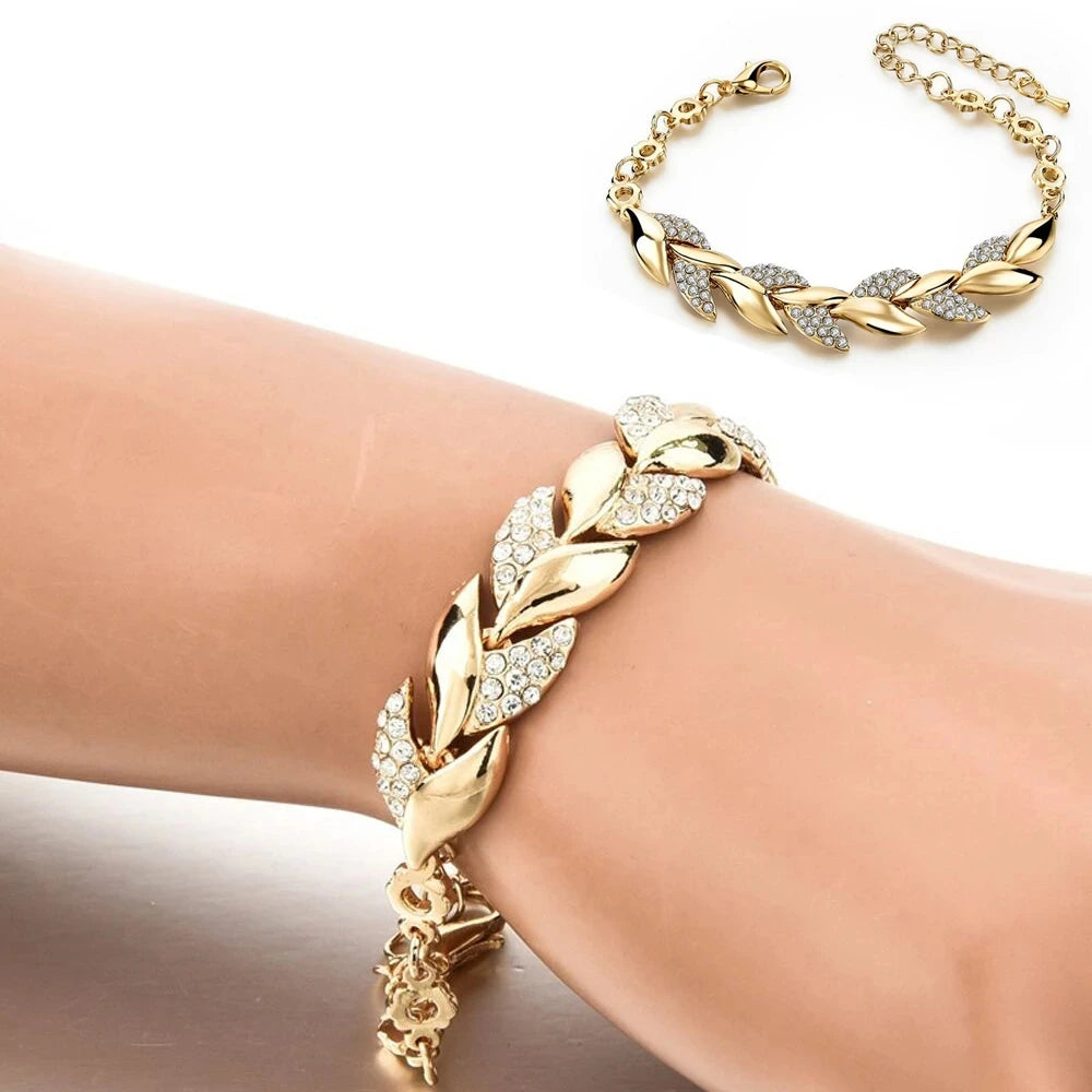 Armband Sigrid (elegant armband i silverfärg med kristaller)