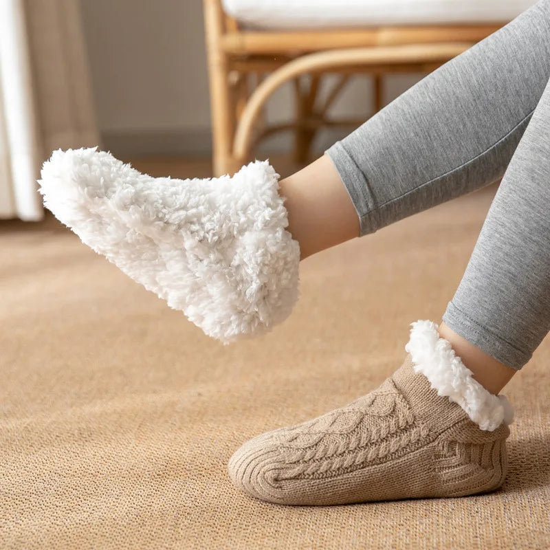 Vinterstrumpor i stickad fleece – halkfria dam-/herrsockor