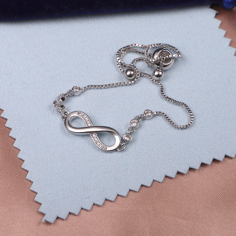 Armband Selina (lyckoarmband i silverfärg med zirkonsten)