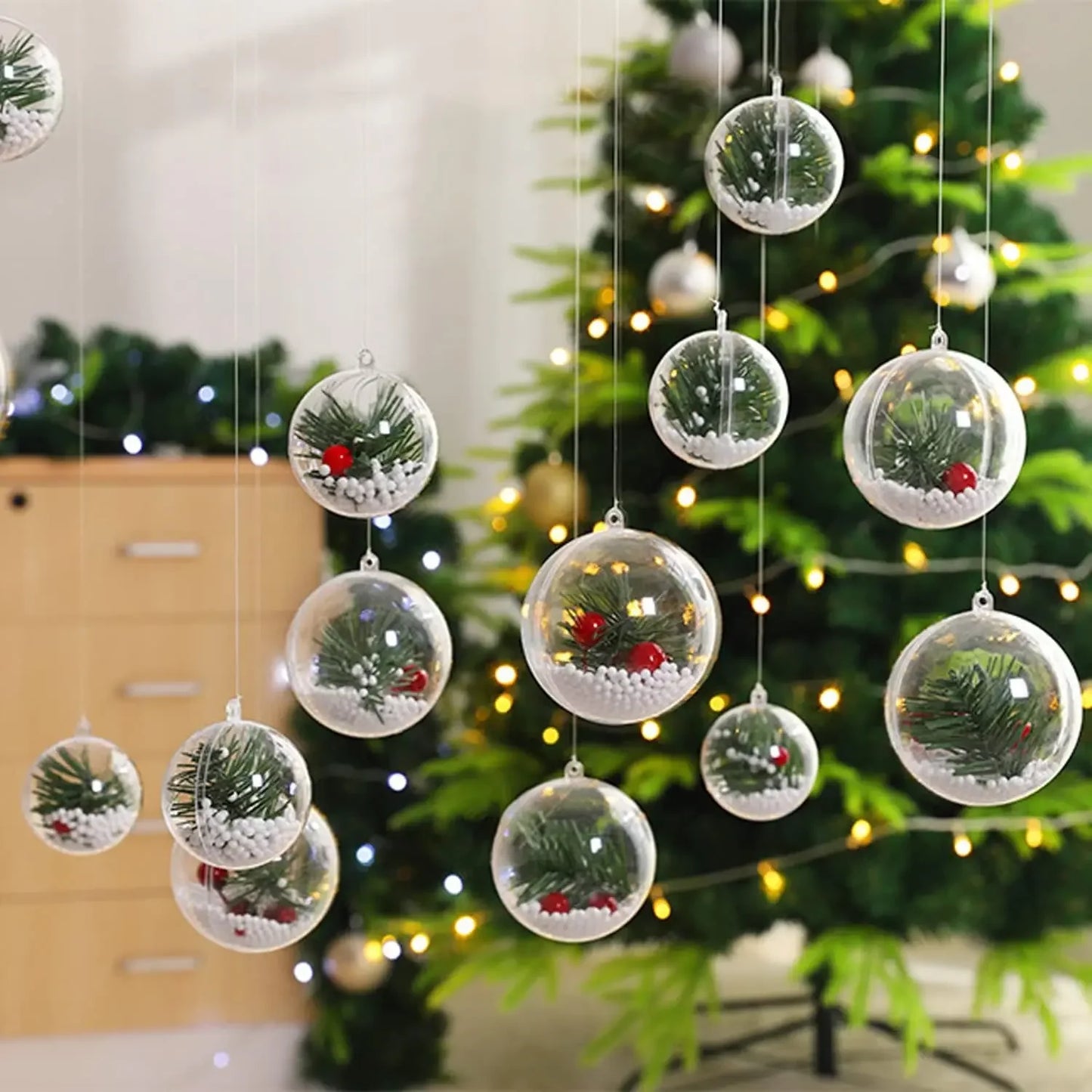 Genomskinliga plastkulor – fyllbara julgransdekorationer & festornament