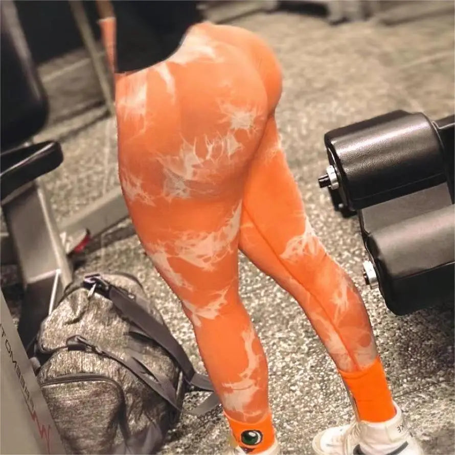 FärgFlex – Färgstarka träningstights med booty-effekt