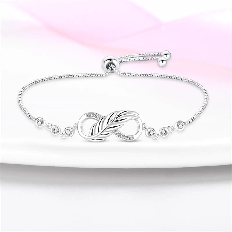 Armband Selina (lyckoarmband i silverfärg med zirkonsten)