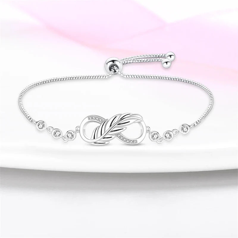 Armband Selina (lyckoarmband i silverfärg med zirkonsten)