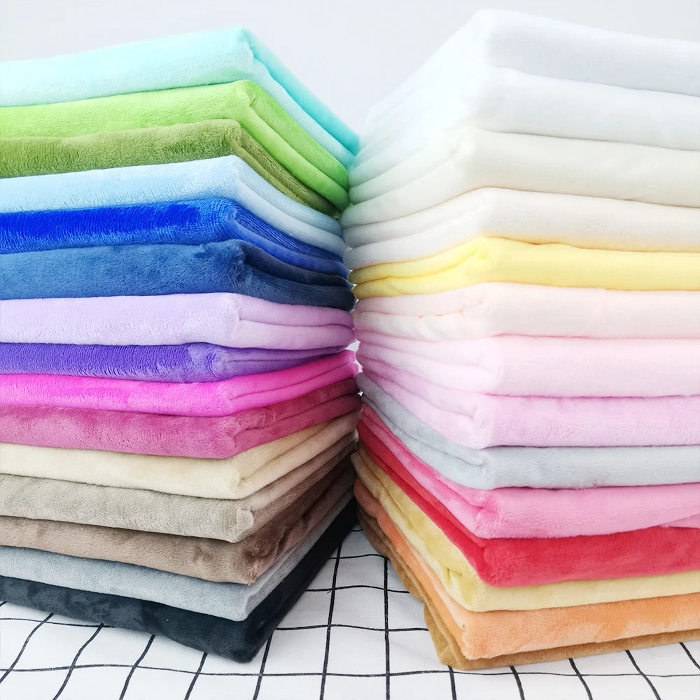 Mjuk plyschtyg 40×25 cm – flanelltyg för sömnad & leksaker