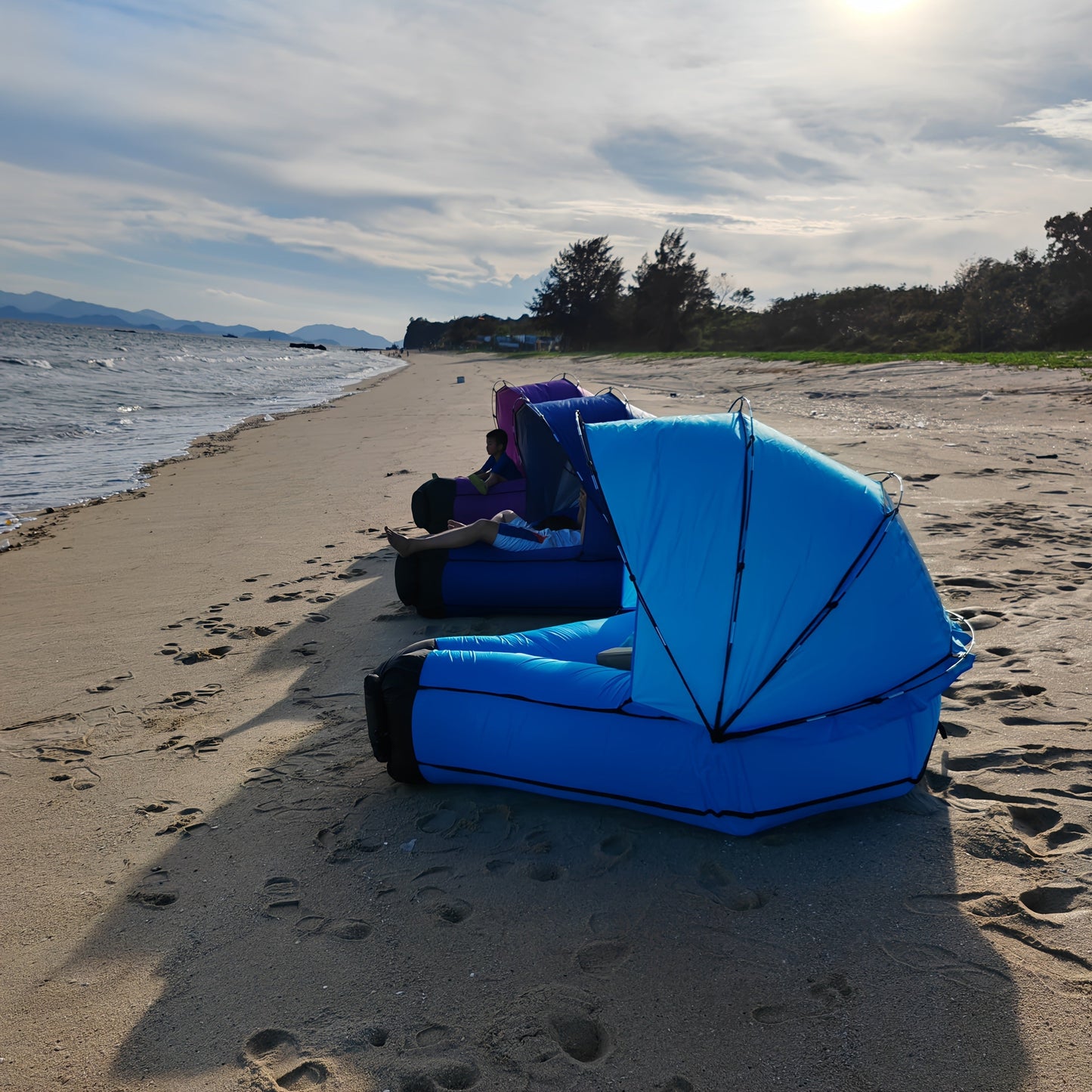 Uppblåsbar Tältsoffa – Färgglad och Portabel