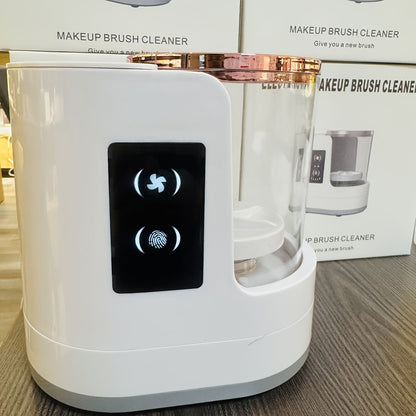 BrushClean™ – 3-in-1 meikkisiveltimien puhdistus- ja kuivauslaite