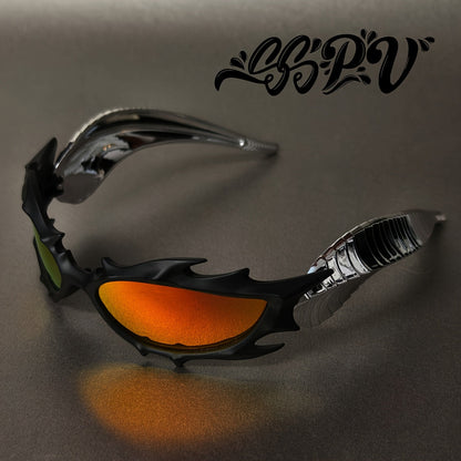 Flame Horns glasögon – streetwear med svarta bågar & metallspikar