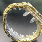 Klocka Sebastian (lyxig herrklocka i guldfärg med strass & datumvisning)