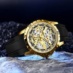 Klocka Patrik (automatisk herrklocka med håldesign & silikonarmband)