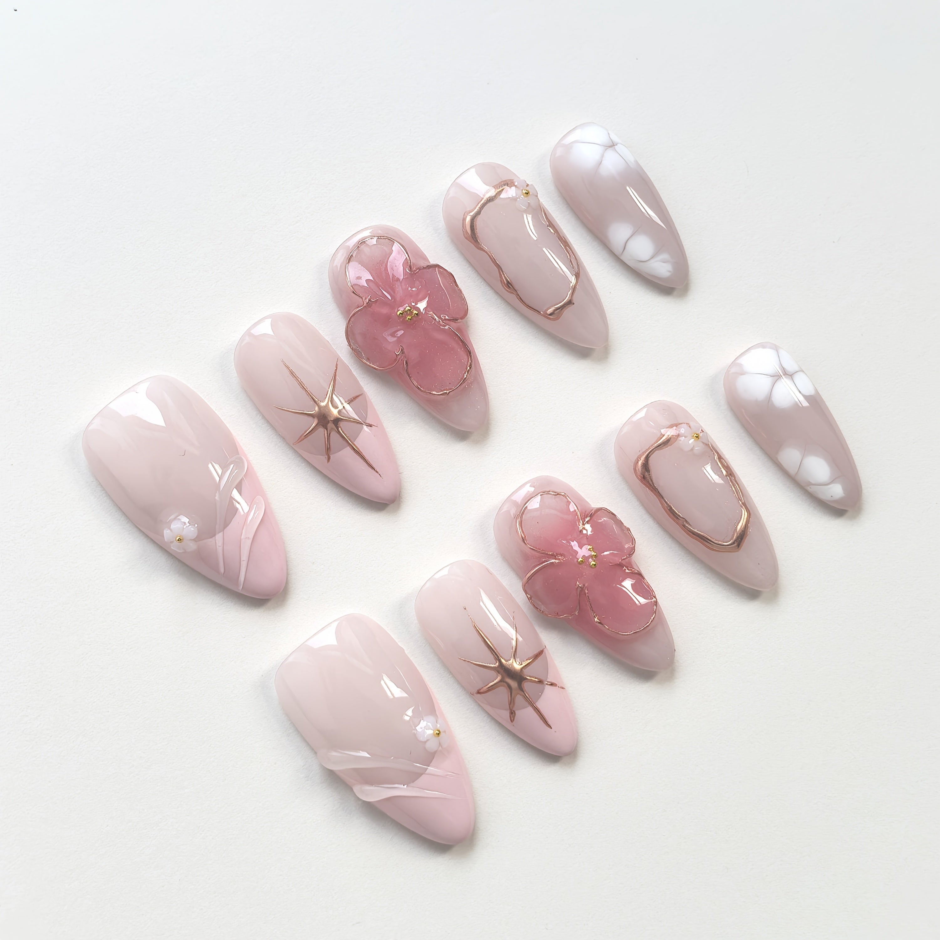 Handmålade 3D Nageldekorer (10-pack)