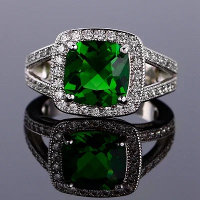 Ring Emilia (färgglad ring med zirkoner – klassisk design)