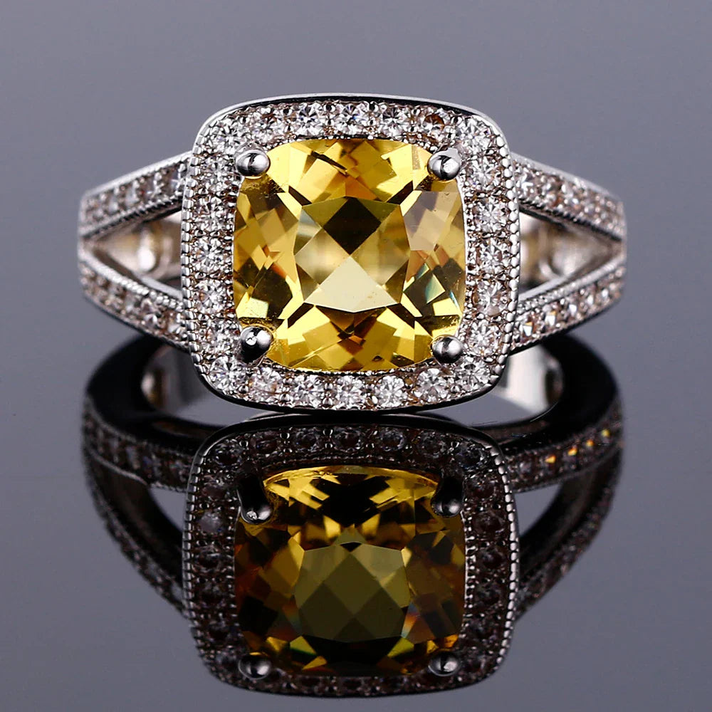 Ring Emilia (färgglad ring med zirkoner – klassisk design)