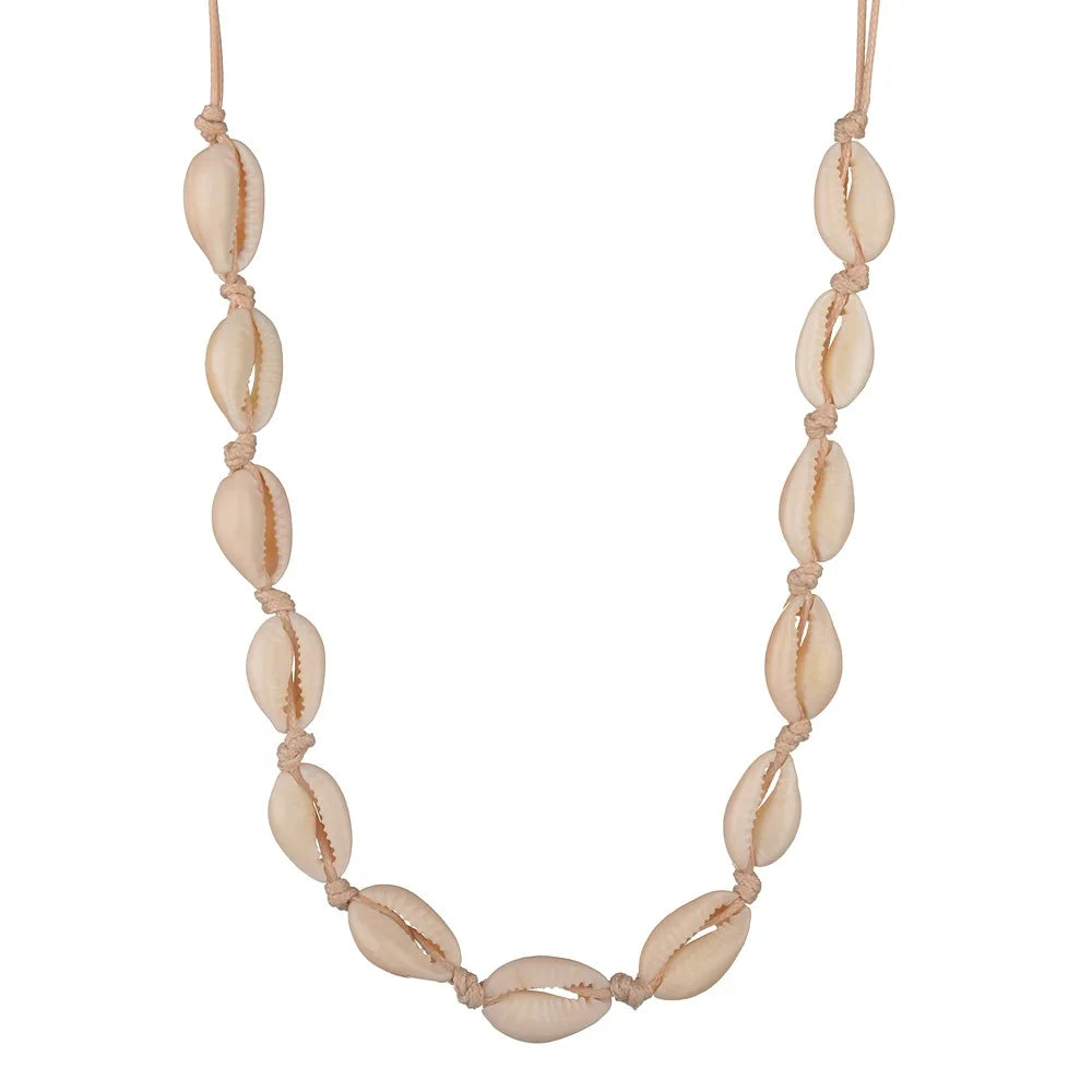 Halsband Alva (strandhalsband med snäckor)