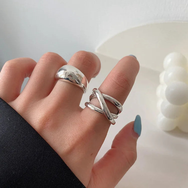 Ring Sanna (handgjord ring med oregelbundna vattendroppar & korsdesign)