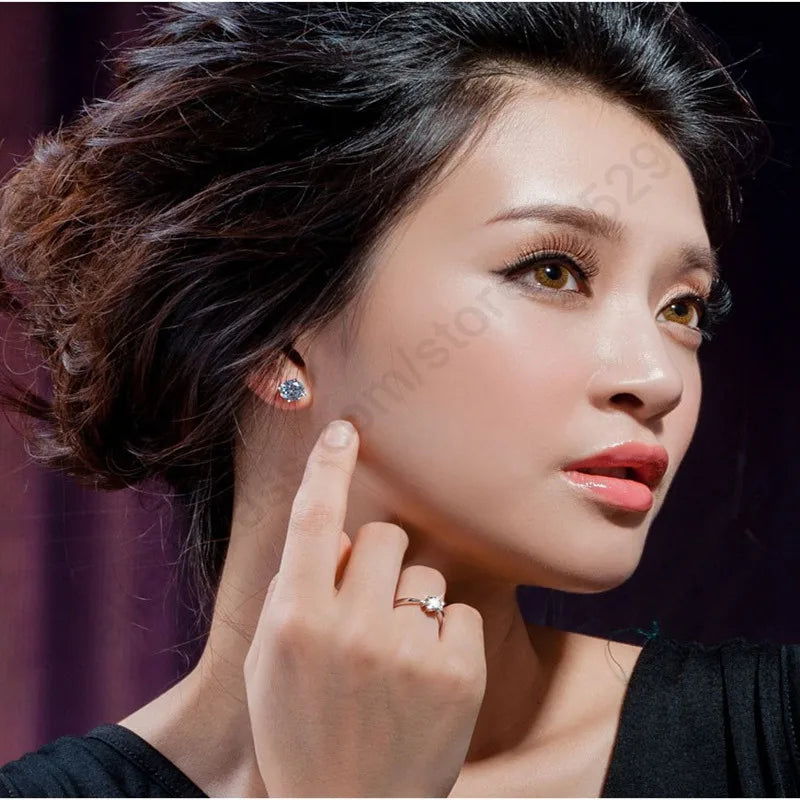 Ring Matilda (klassisk ring med zirkoner och 6 klor)