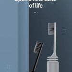 MiniResaTandborste™ – Hopfällbar Tandborste i Transparent