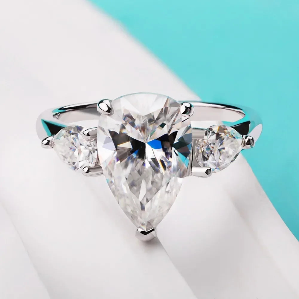 Droppformad ring med sten – 1–4 ct