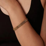 Armband Vera (enkelt silverfärgat armband – stilren design)