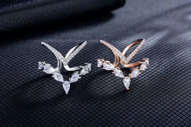 Ring Selma (dubbellager-ring med zirkoner – justerbar)