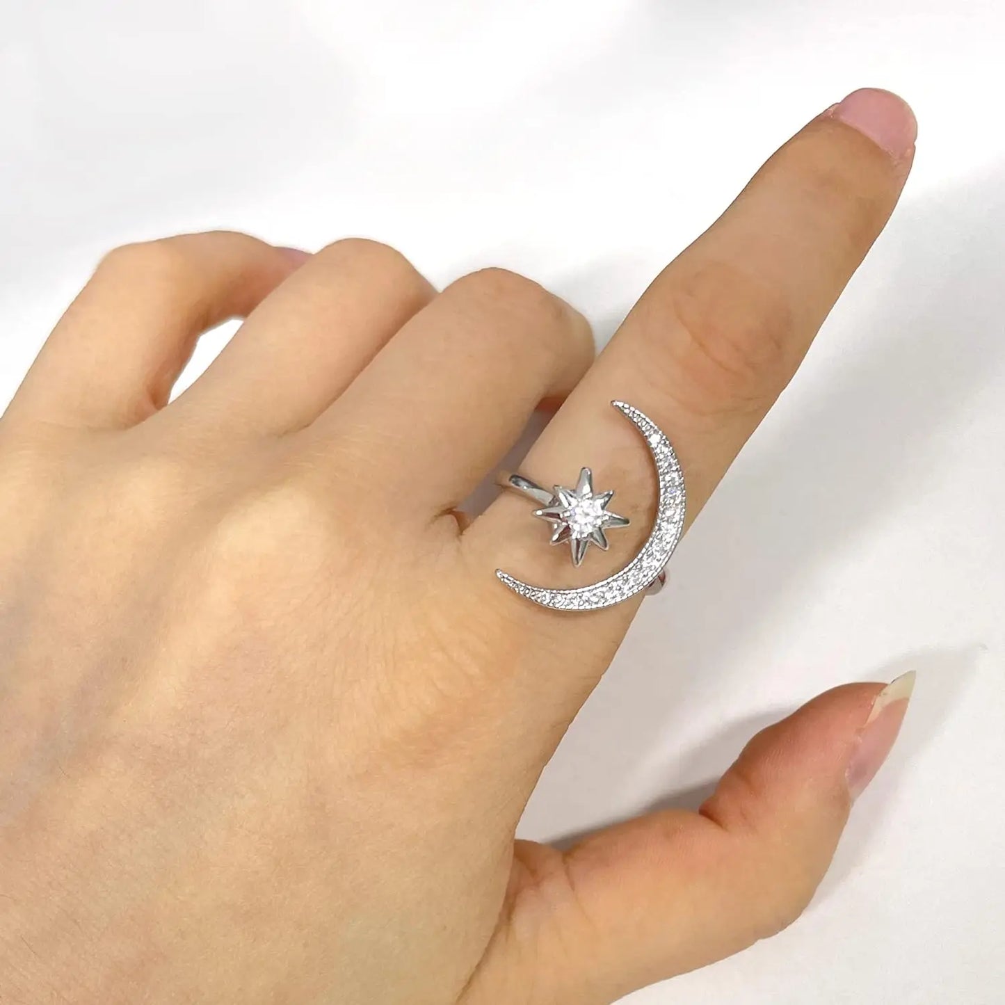 Månsnurra ring – stressfri design