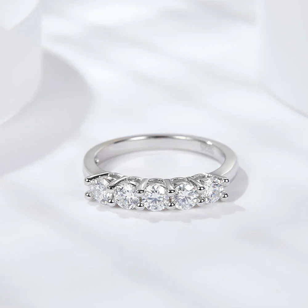 Evighetsring med sten – 4 mm