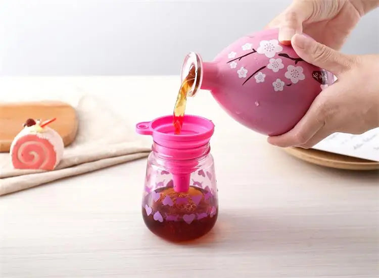 Hopfällbar tratt silikon – praktiskt köksredskap i rött