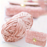 Mjuk sammetsgarn 100g – garn för mössor, halsdukar & kuddar