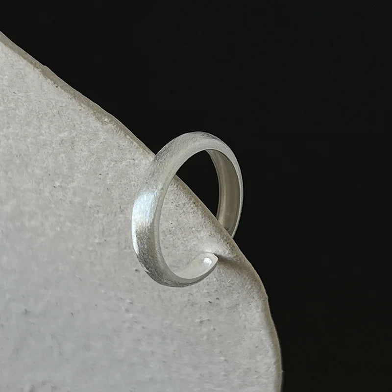 Ring Sanna (handgjord ring med oregelbundna vattendroppar & korsdesign)