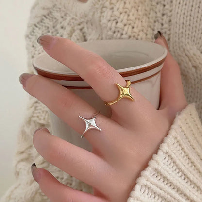 Ring Stella (justerbar ring med stjärndesign – vintage stil)