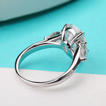 Droppformad ring med sten – 1–4 ct