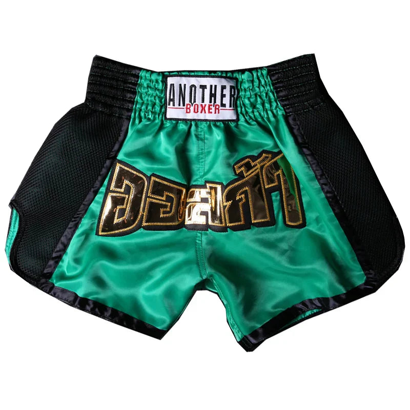 Muay Thai shorts – broderade kickboxningsshorts för vuxna & barn