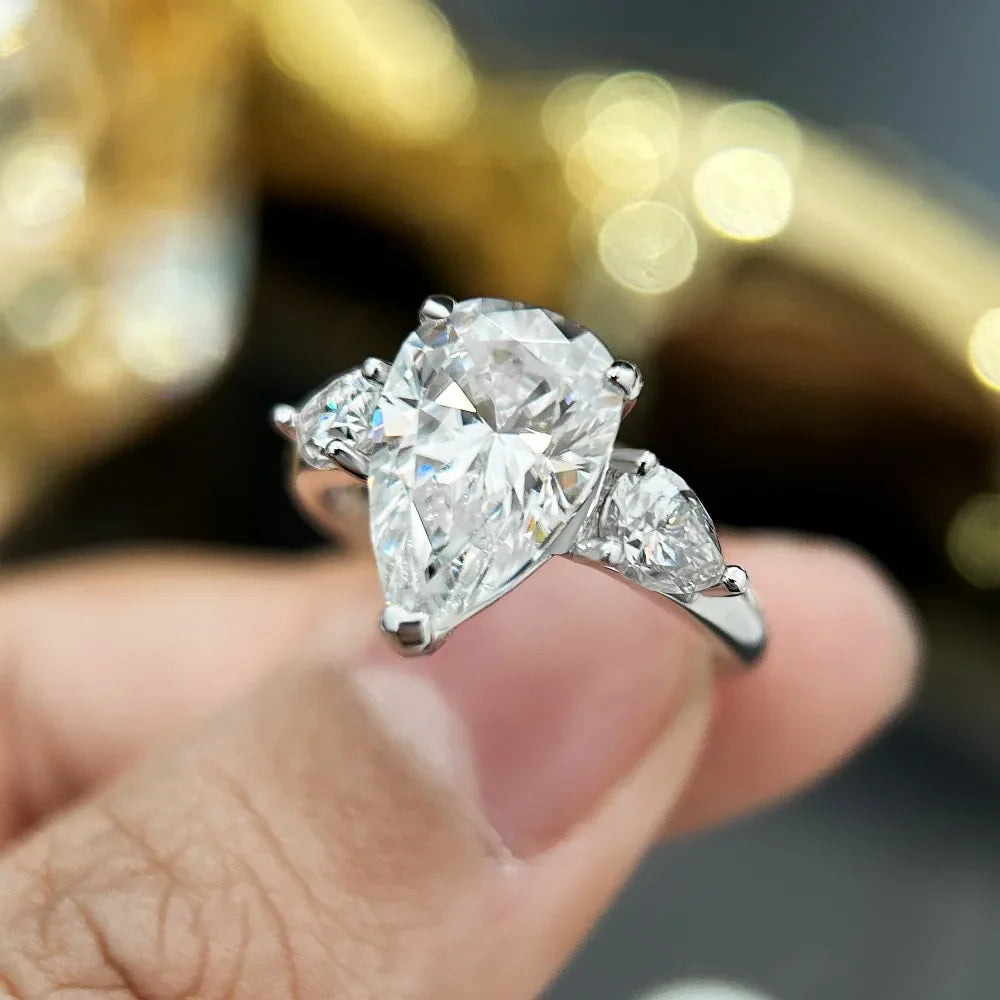 Droppformad ring med sten – 1–4 ct