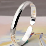 Armband Greta (cuff-armband i silver – retro polerad design)