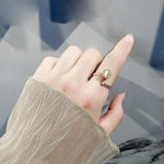 Stjärnring – snurrbar damring med mån- & stjärndetaljer