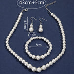 Smyckeset med pärlor – halsband, armband & örhängen