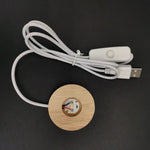 Krystallkule og nattbordslampe med solsystemtema 