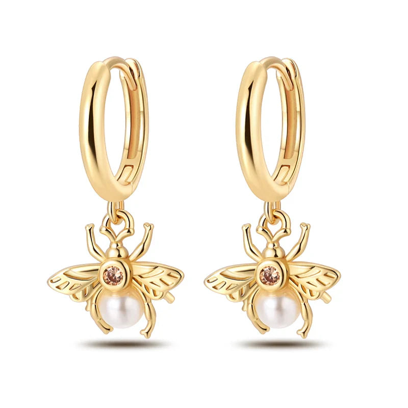 Eleganta örhängen – hoops med stjärnor, månar & pärlor