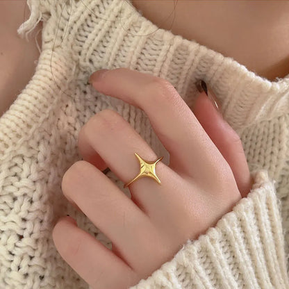 Ring Stella (justerbar ring med stjärndesign – vintage stil)
