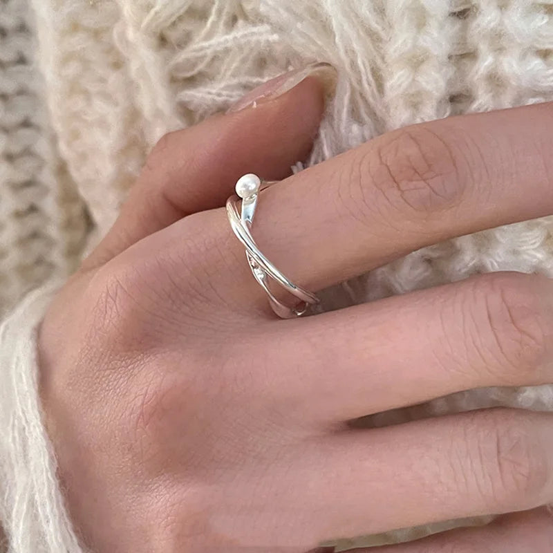 Ring Sanna (handgjord ring med oregelbundna vattendroppar & korsdesign)