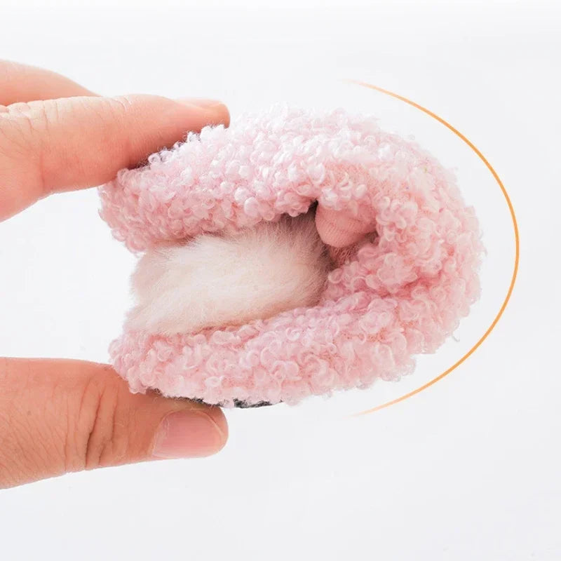 KaninSockor™ – Mjuka Vintertofflor för Barn med Halkskydd