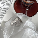 Ring Sanna (handgjord ring med oregelbundna vattendroppar & korsdesign)