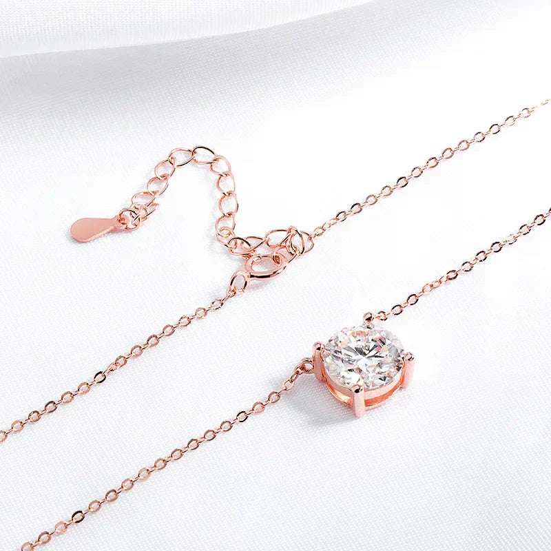 Halsband Cornelia (roséfärgat halsband med gnistrande sten 1–5 ct)