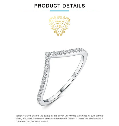 V-formad ring med sten – stapelbar design