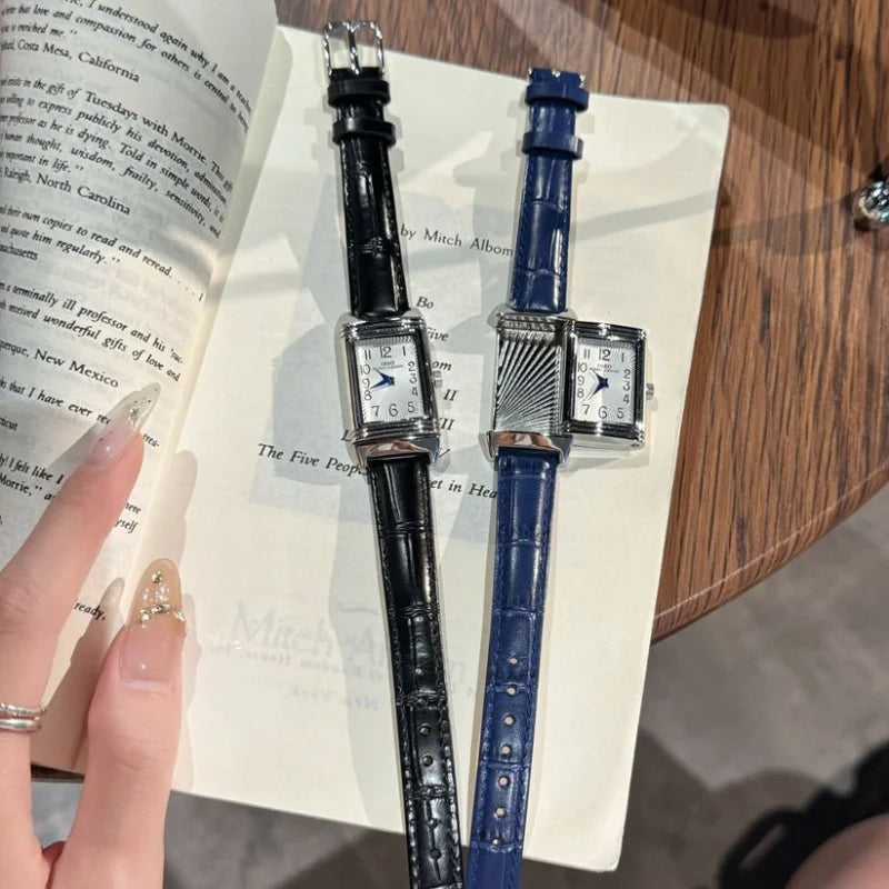 Klocka Emilia (klassisk damklocka med läderband och vattenskydd 30 m)