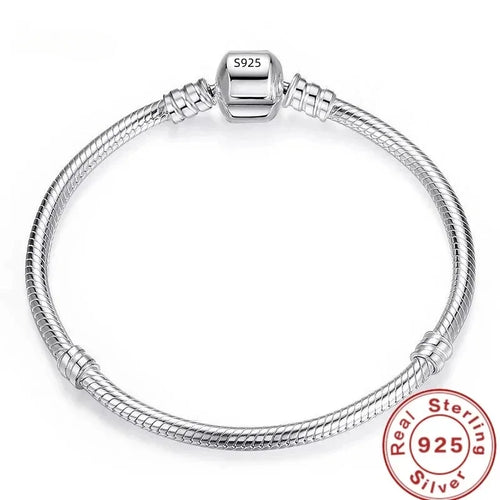 Armband Helena (ormkedja i silverfärg – mjuk och stilren)