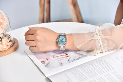 Klocka Lovisa (elegant damklocka 32 mm med safirglas & vattenskydd)